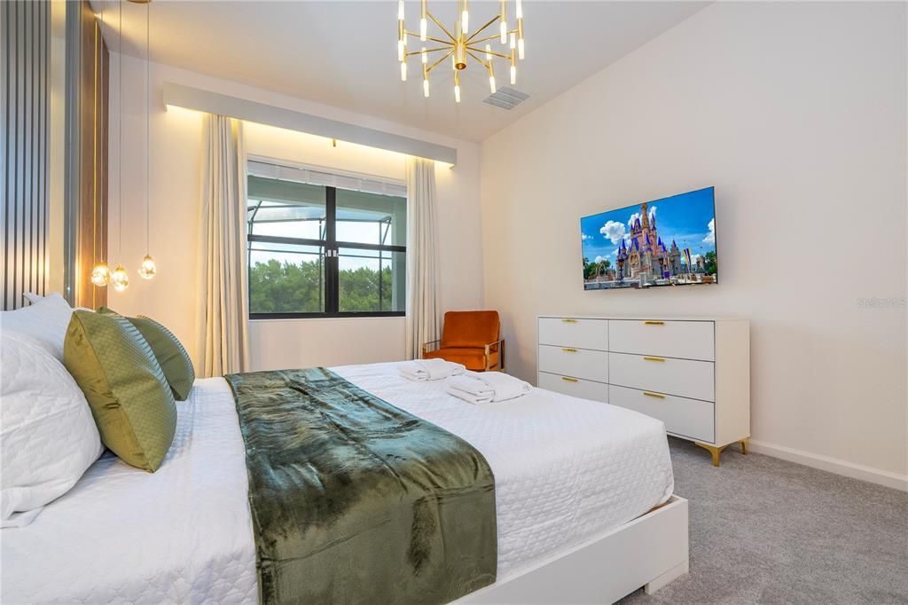 For Sale: $1,580,000 (6 beds, 6 baths, 2920 Square Feet)