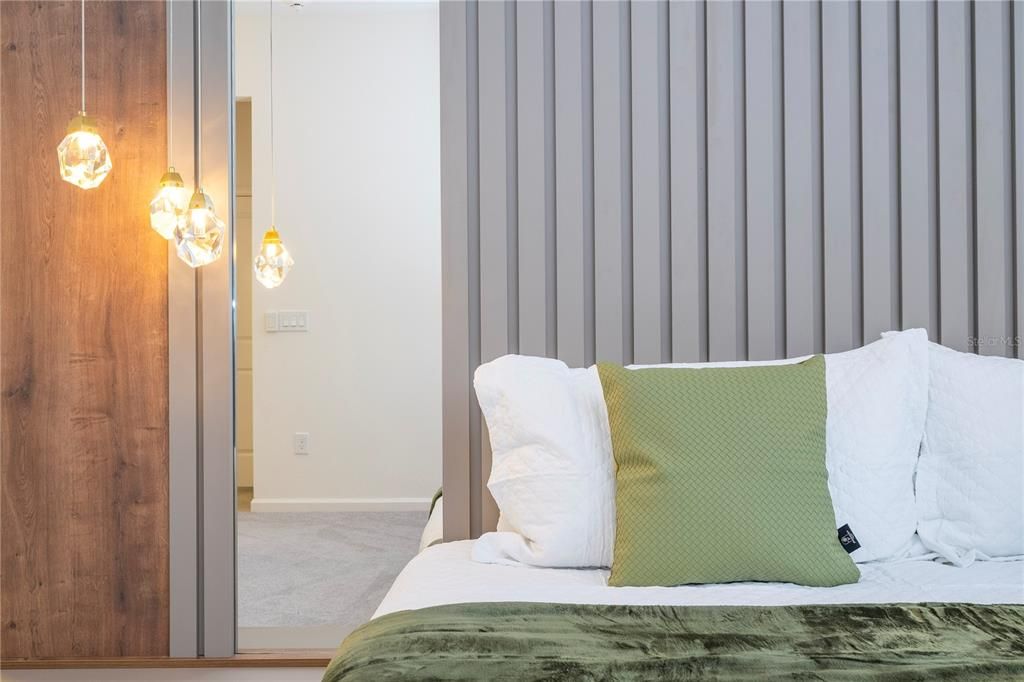 For Sale: $1,580,000 (6 beds, 6 baths, 2920 Square Feet)