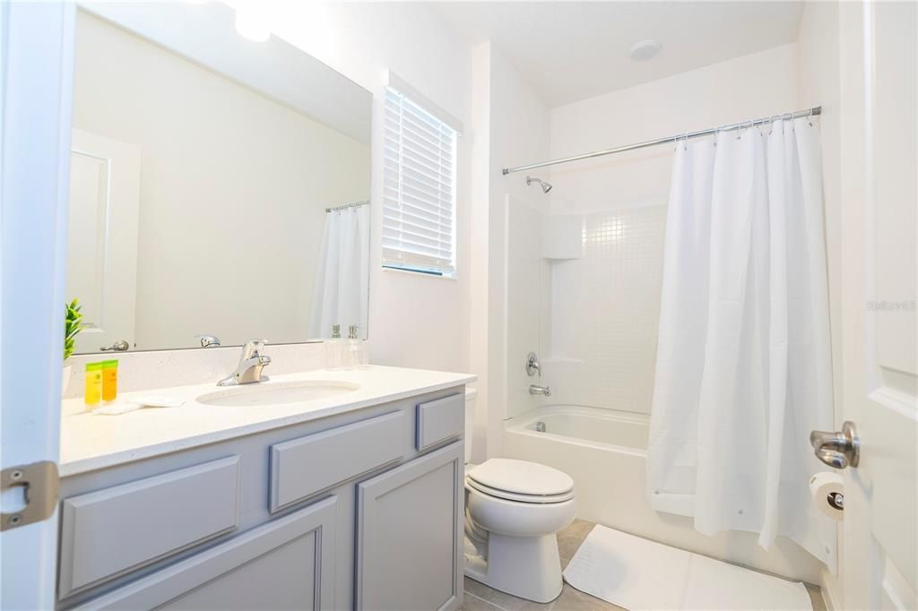 For Sale: $1,580,000 (6 beds, 6 baths, 2920 Square Feet)