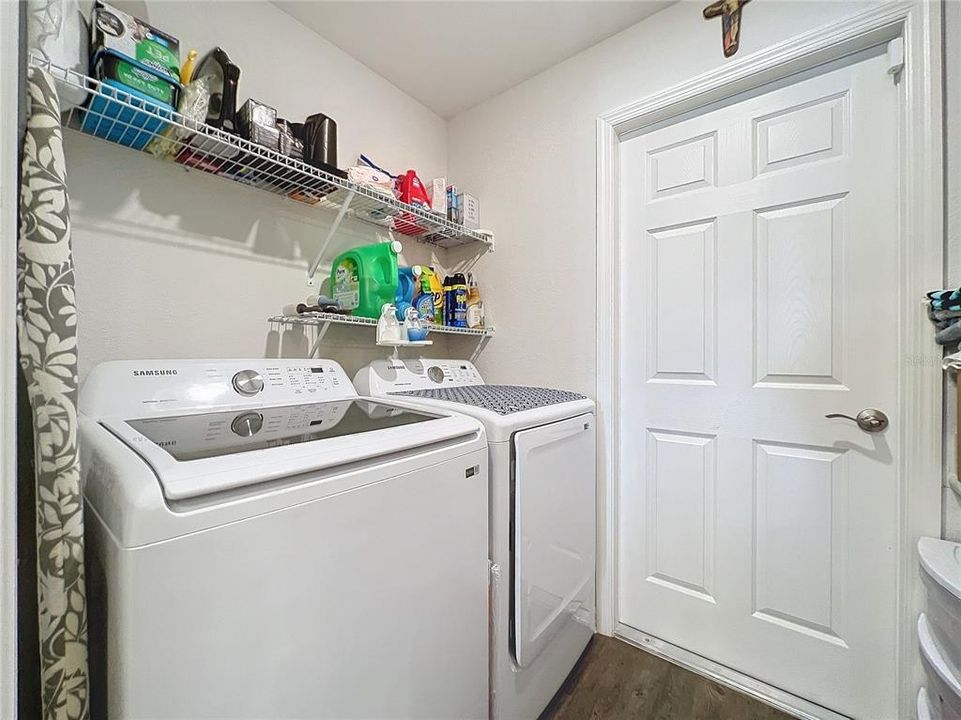 For Rent: $2,300 (4 beds, 2 baths, 1802 Square Feet)