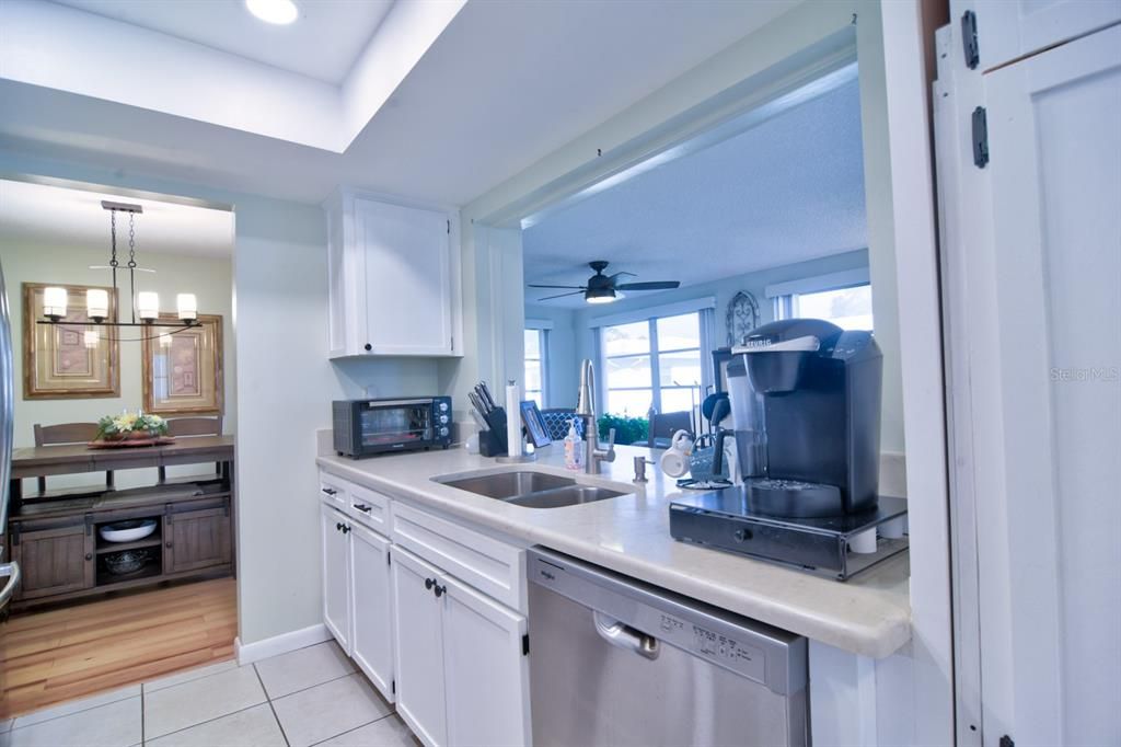 En Venta: $285,000 (2 camas, 2 baños, 1188 Pies cuadrados)