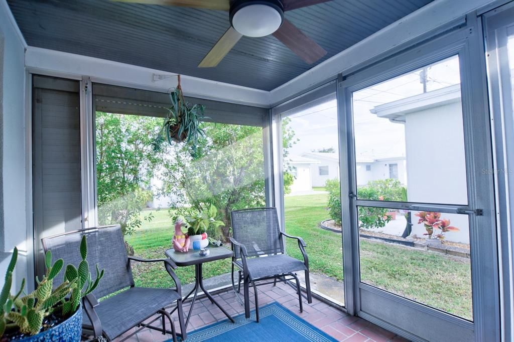 En Venta: $285,000 (2 camas, 2 baños, 1188 Pies cuadrados)