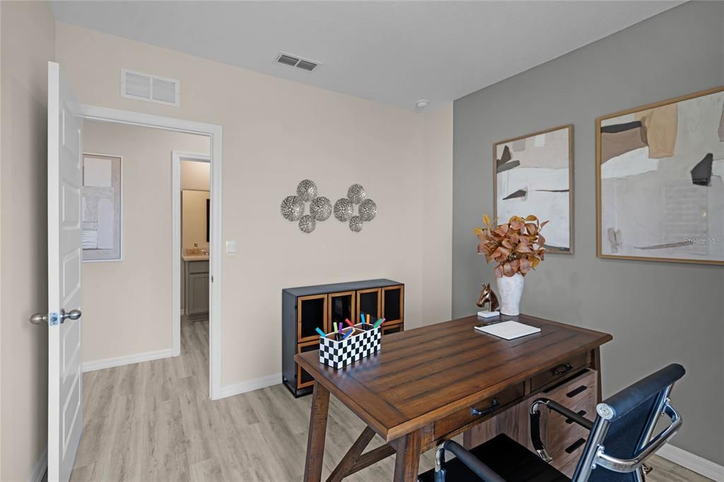 For Sale: $293,990 (4 beds, 2 baths, 1720 Square Feet)
