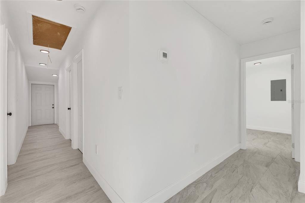 En Venta: $325,000 (0 camas, 0 baños, 1085 Pies cuadrados)