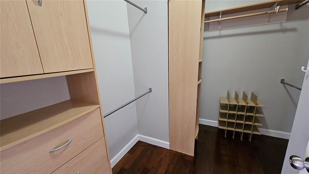 En Venta: $429,900 (3 camas, 2 baños, 1592 Pies cuadrados)