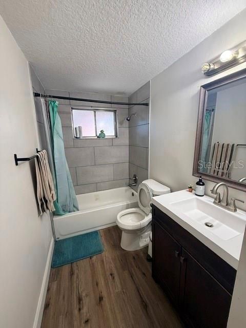 For Sale: $389,000 (4 beds, 2 baths, 1712 Square Feet)