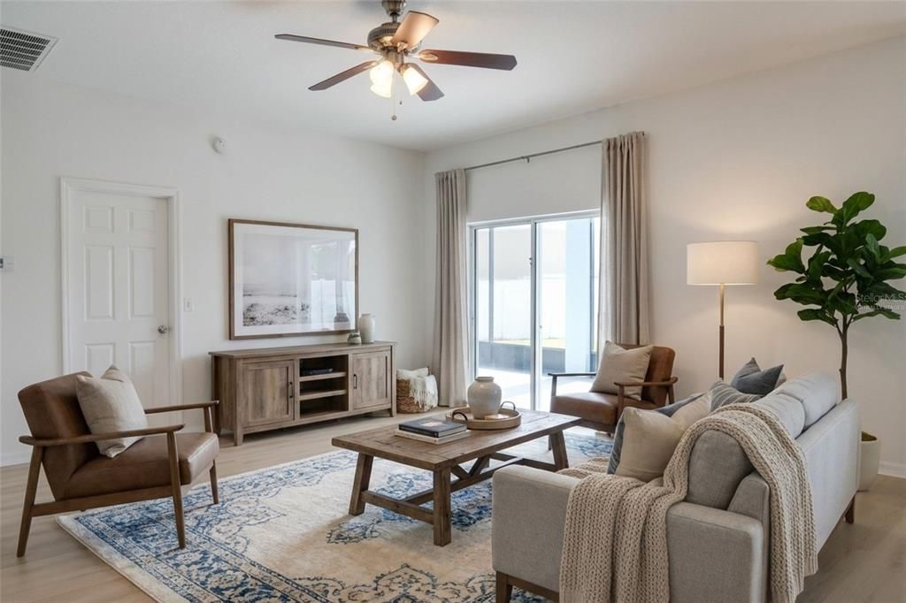 На продажу: $329,900 (4 спален, 3 ванн, 2020 Квадратных фут)