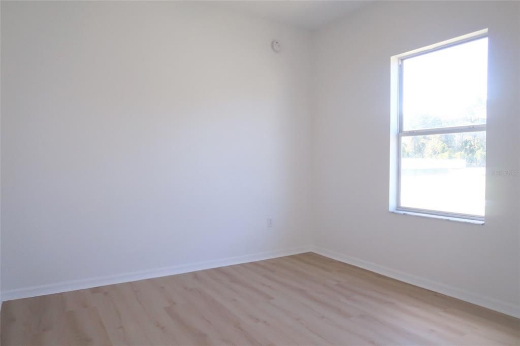 На продажу: $329,900 (4 спален, 3 ванн, 2020 Квадратных фут)