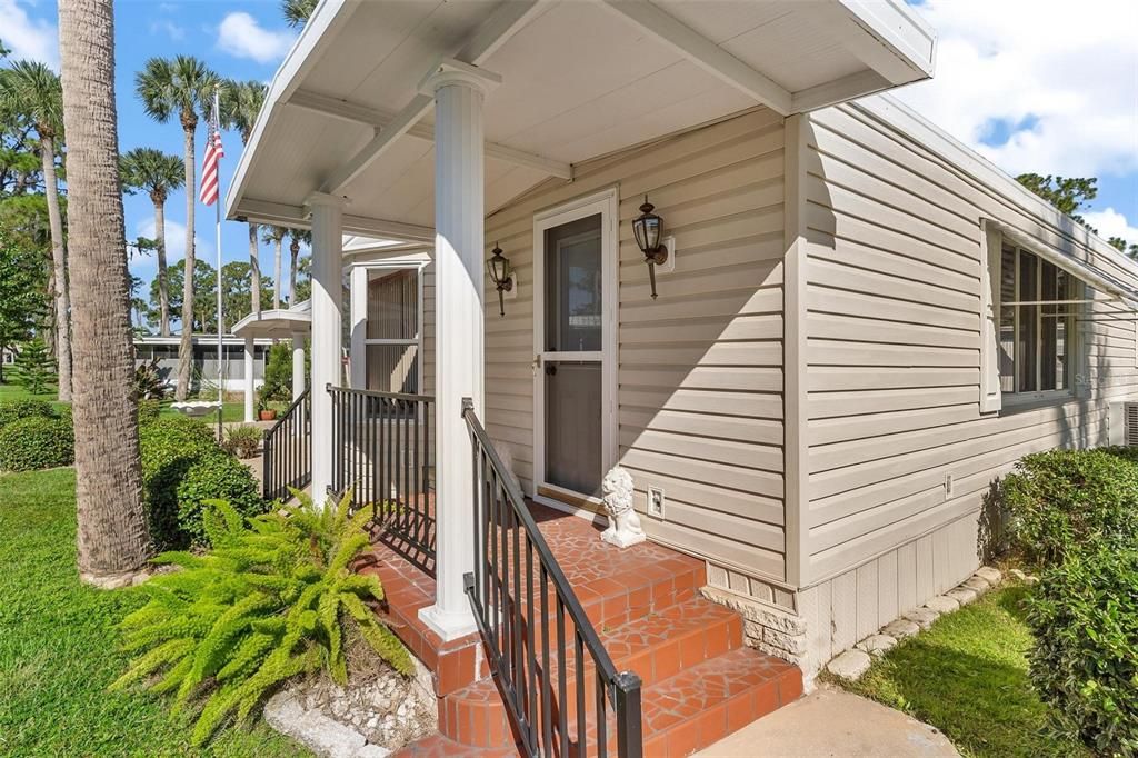 For Sale: $96,000 (2 beds, 2 baths, 1152 Square Feet)