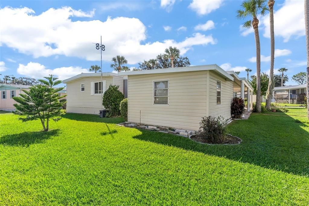 For Sale: $96,000 (2 beds, 2 baths, 1152 Square Feet)