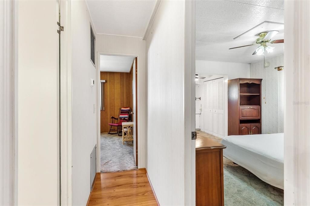 For Sale: $96,000 (2 beds, 2 baths, 1152 Square Feet)