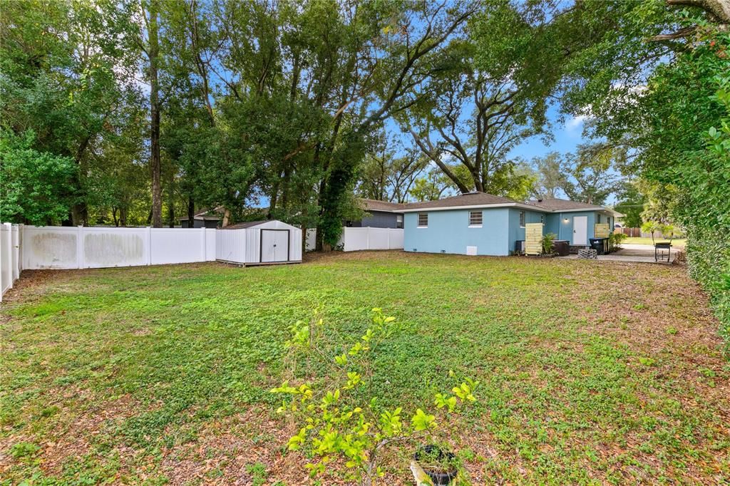 For Sale: $399,000 (3 beds, 2 baths, 1102 Square Feet)