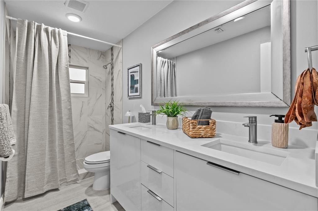 For Sale: $399,000 (3 beds, 2 baths, 1102 Square Feet)