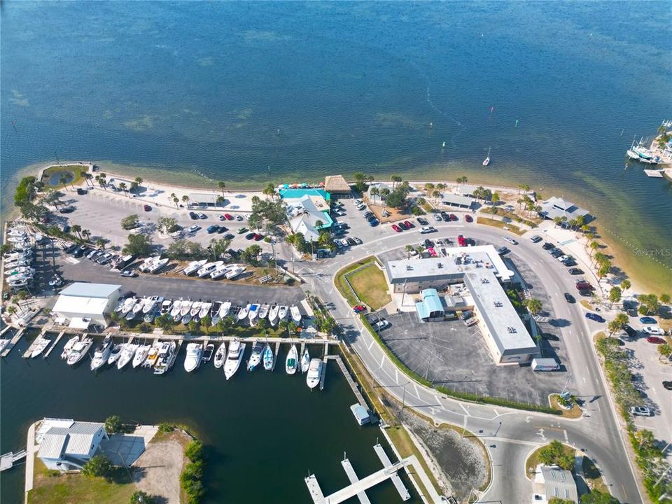 For Sale: $389,900 (3 beds, 2 baths, 1352 Square Feet)