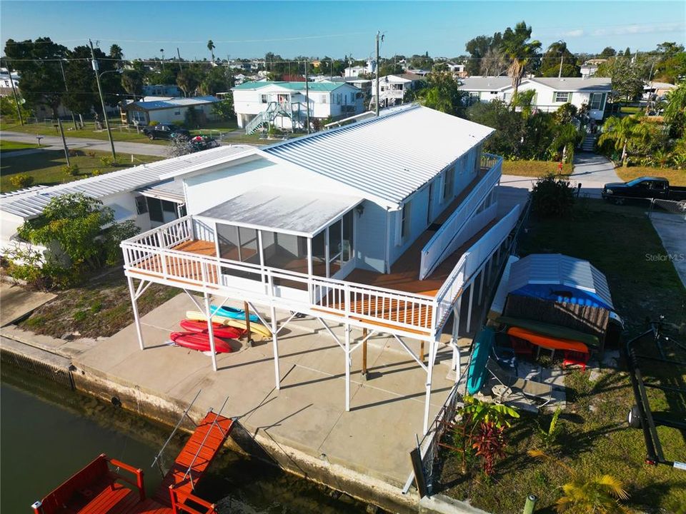 For Sale: $389,900 (3 beds, 2 baths, 1352 Square Feet)