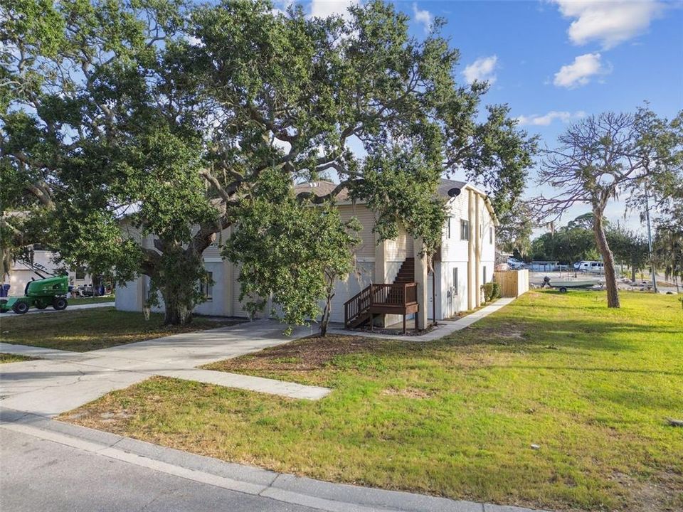 En Venta: $699,900 (6 camas, 4 baños, 3384 Pies cuadrados)