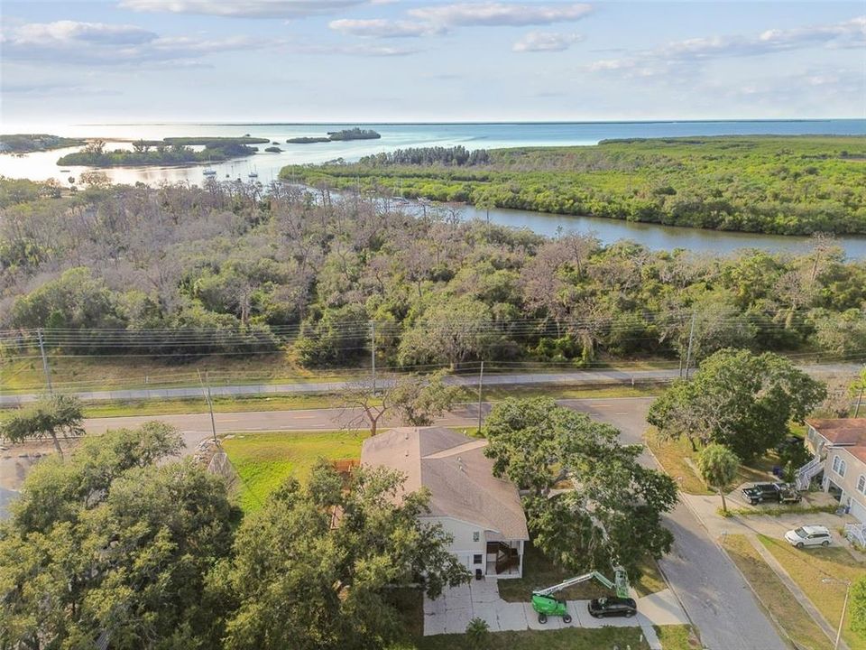 En Venta: $699,900 (6 camas, 4 baños, 3384 Pies cuadrados)