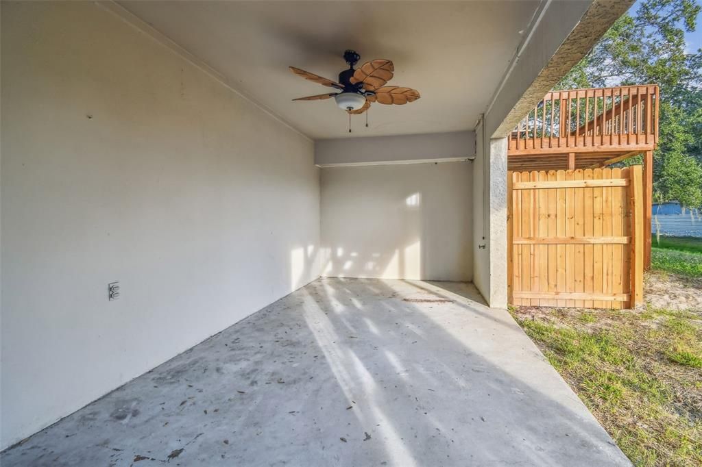 En Venta: $699,900 (6 camas, 4 baños, 3384 Pies cuadrados)