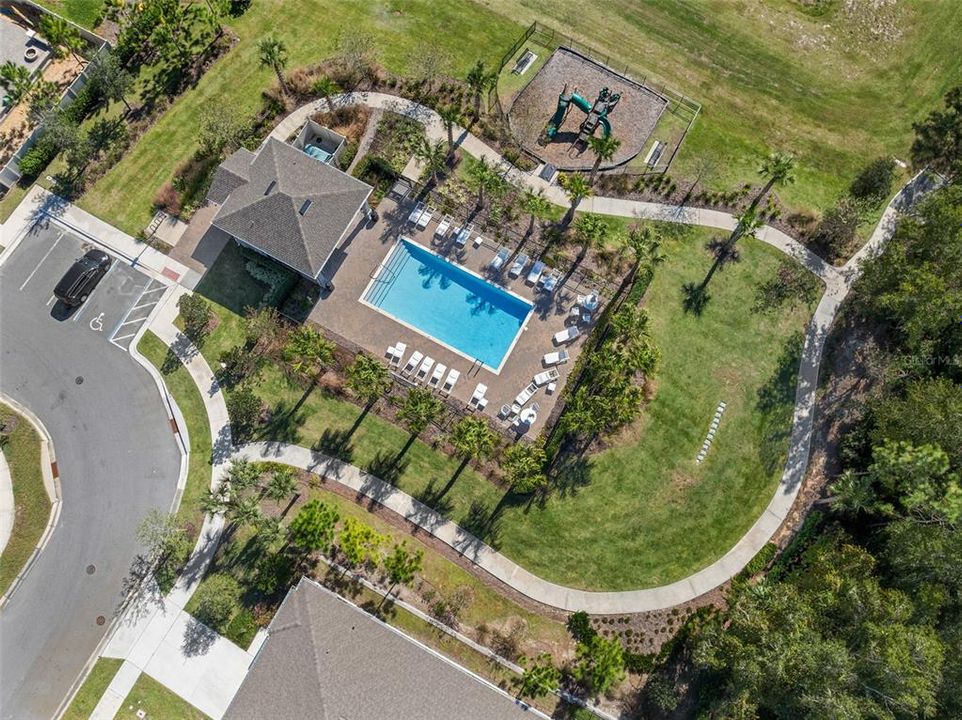 出租: $3,495 (5 贝兹, 3 浴室, 2420 平方英尺)