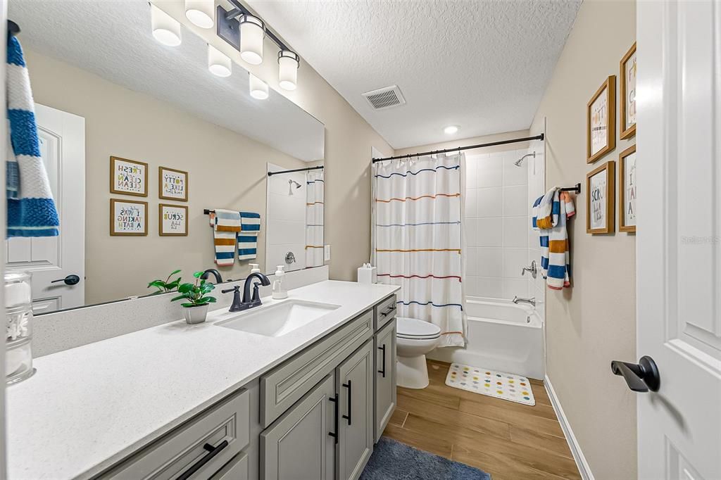 出租: $3,495 (5 贝兹, 3 浴室, 2420 平方英尺)