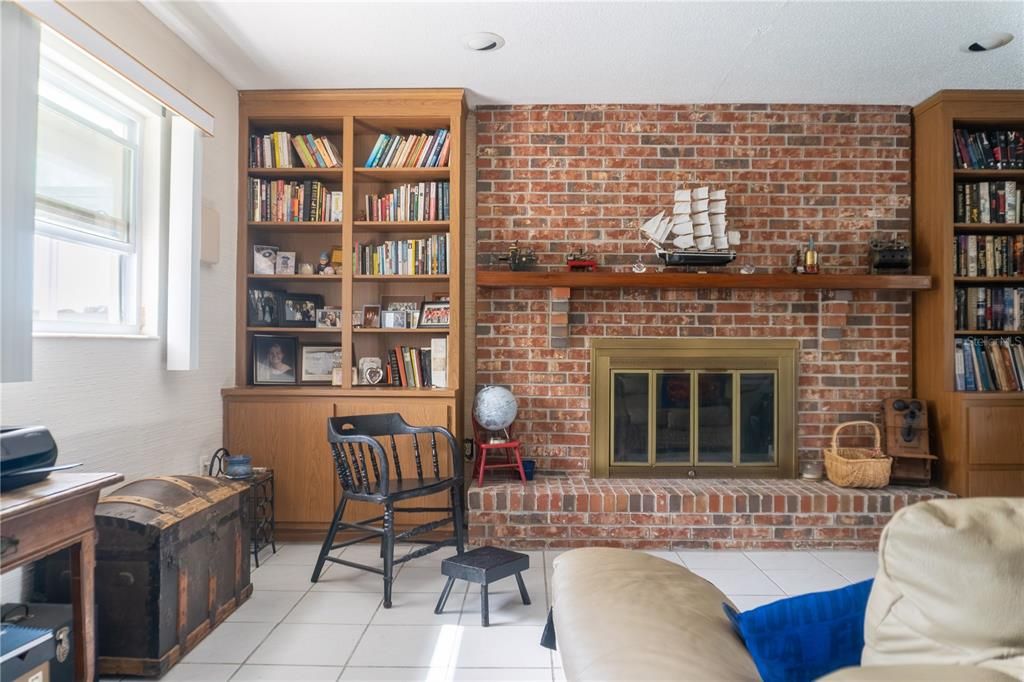 待售: $577,000 (3 贝兹, 2 浴室, 2336 平方英尺)