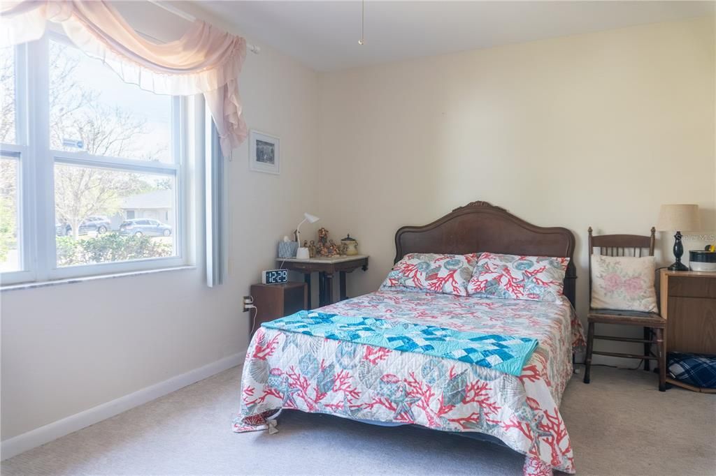 待售: $577,000 (3 贝兹, 2 浴室, 2336 平方英尺)