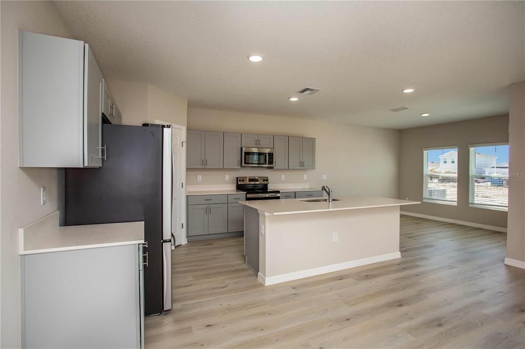 For Sale: $449,745 (5 beds, 3 baths, 3011 Square Feet)