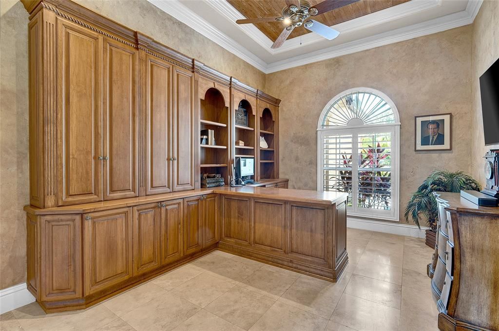 На продажу: $2,250,000 (5 спален, 5 ванн, 5061 Квадратных фут)