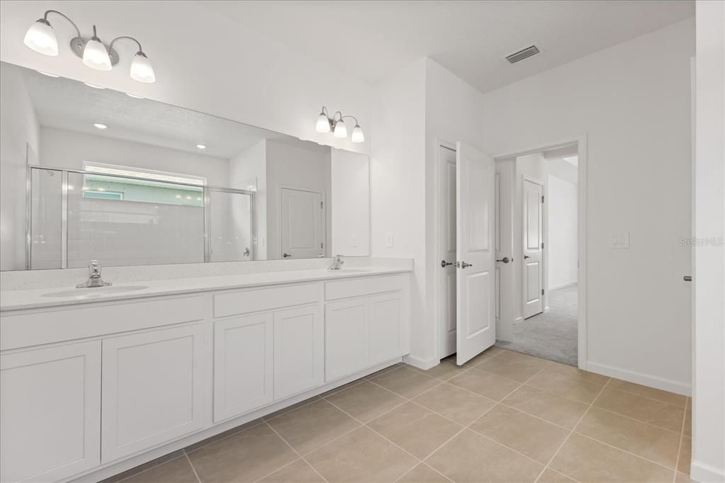 待售: $574,990 (4 贝兹, 3 浴室, 2331 平方英尺)