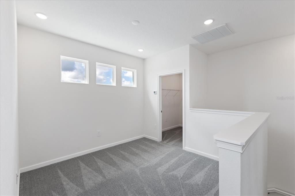 待售: $574,990 (4 贝兹, 3 浴室, 2331 平方英尺)