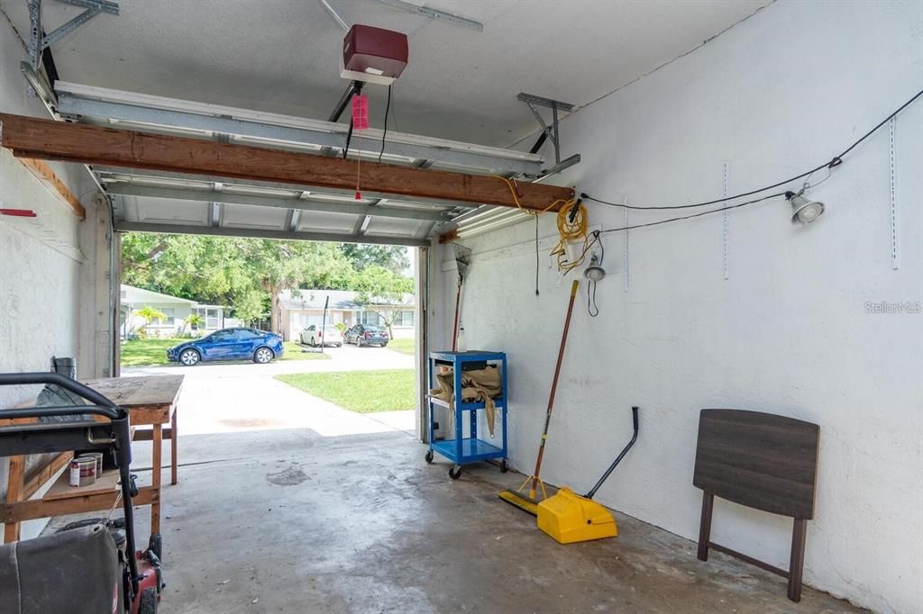 For Rent: $2,600 (3 beds, 1 baths, 1151 Square Feet)