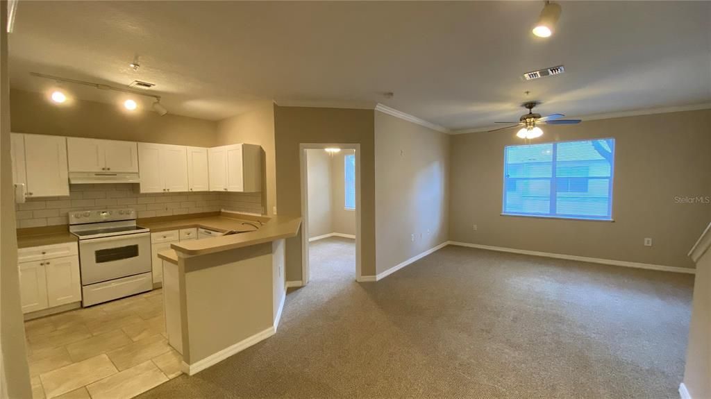 For Rent: $1,950 (2 beds, 2 baths, 1280 Square Feet)