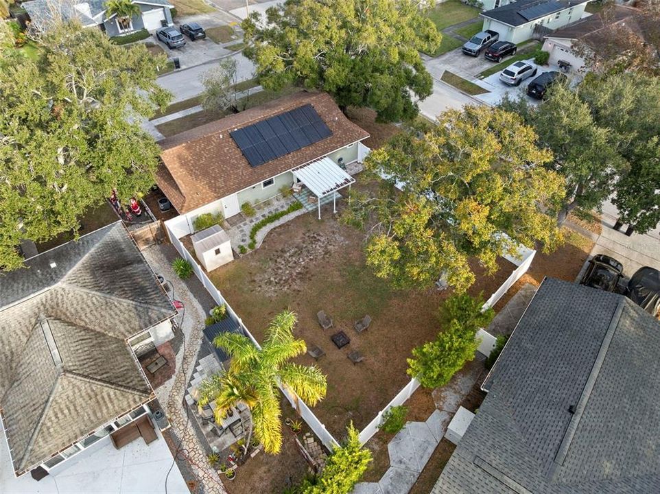 待售: $330,000 (2 贝兹, 2 浴室, 910 平方英尺)