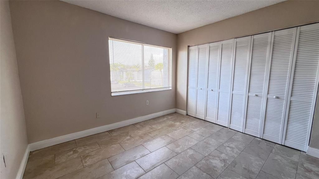 В аренду: $1,560 (3 спален, 2 ванн, 1270 Квадратных фут)