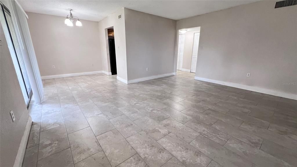 В аренду: $1,560 (3 спален, 2 ванн, 1270 Квадратных фут)