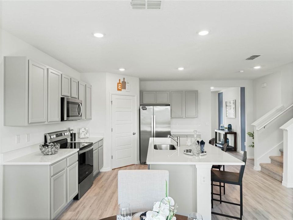 For Sale: $357,490 (5 beds, 3 baths, 2601 Square Feet)