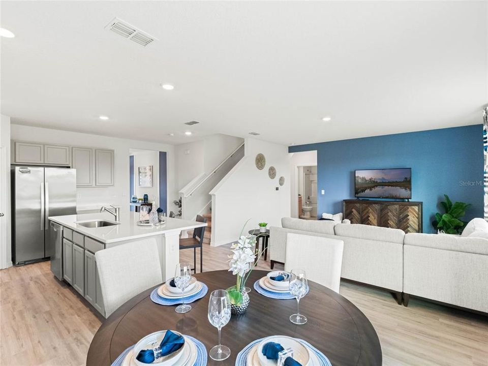 For Sale: $357,490 (5 beds, 3 baths, 2601 Square Feet)