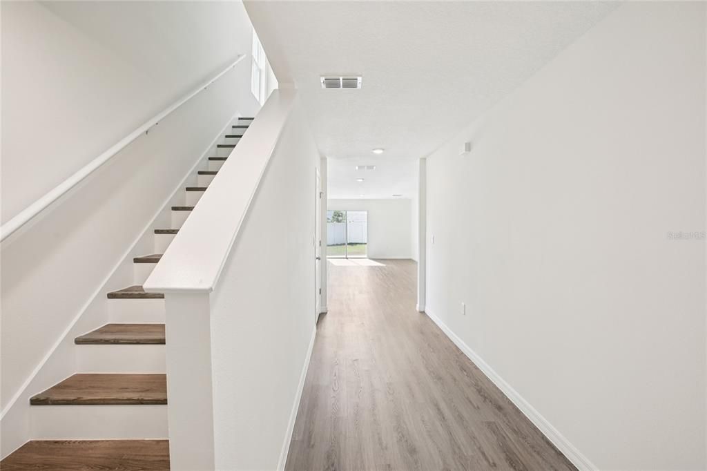 For Rent: $3,000 (5 beds, 3 baths, 2453 Square Feet)