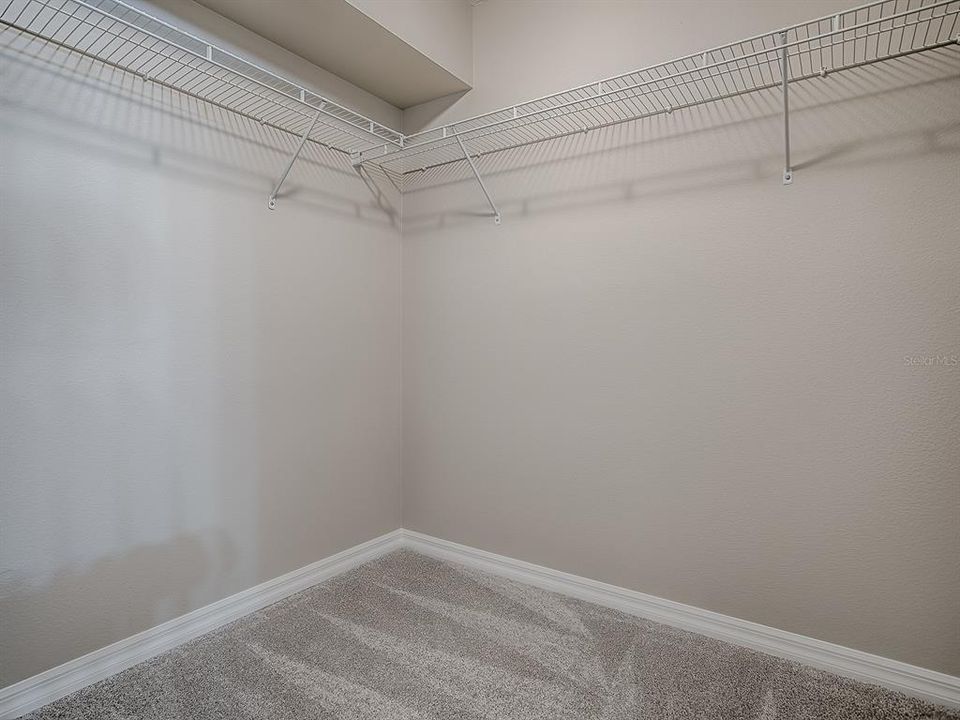 En Venta: $239,000 (2 camas, 2 baños, 1281 Pies cuadrados)