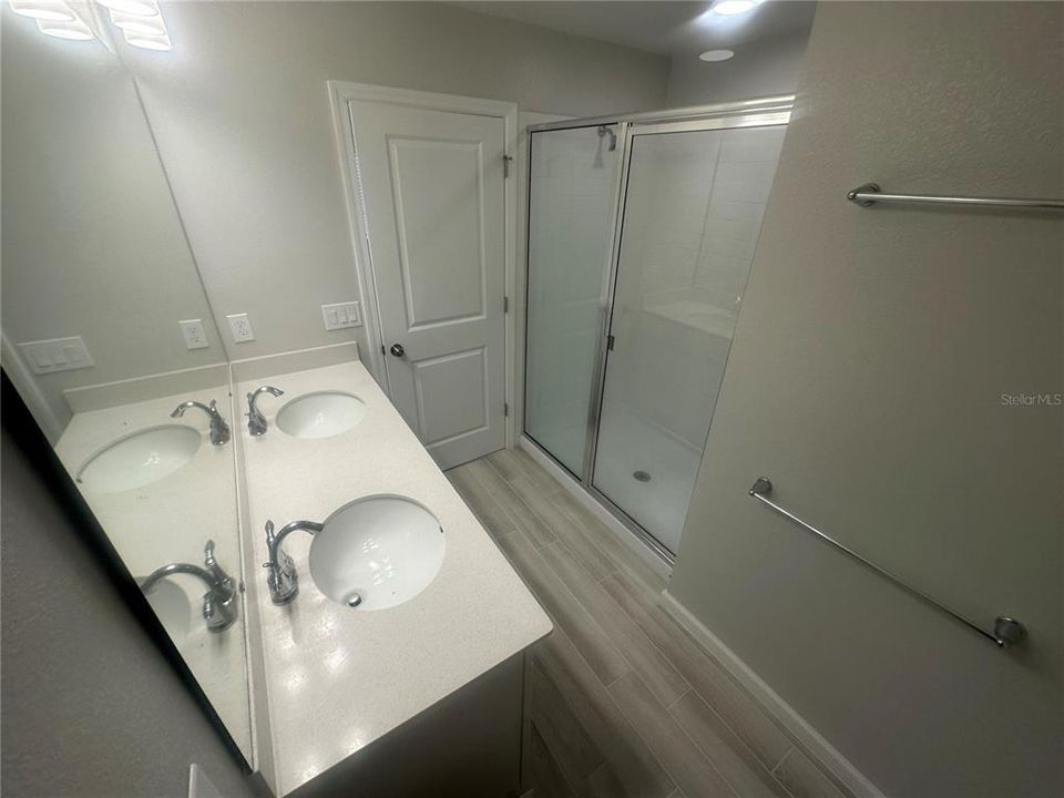 В аренду: $2,440 (3 спален, 2 ванн, 1569 Квадратных фут)