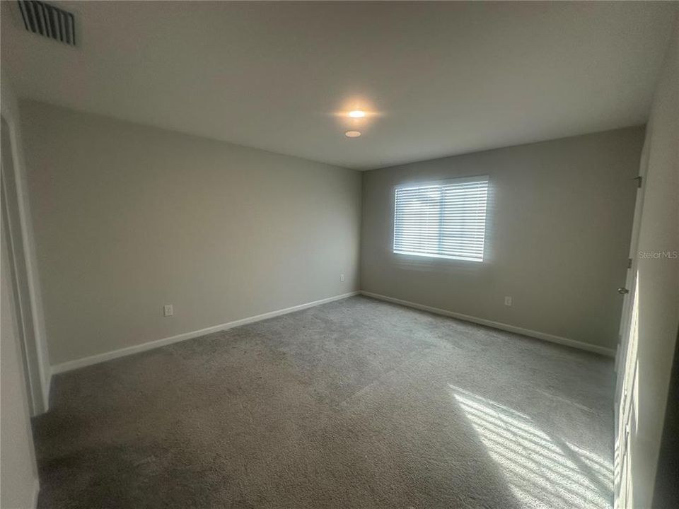 В аренду: $2,440 (3 спален, 2 ванн, 1569 Квадратных фут)