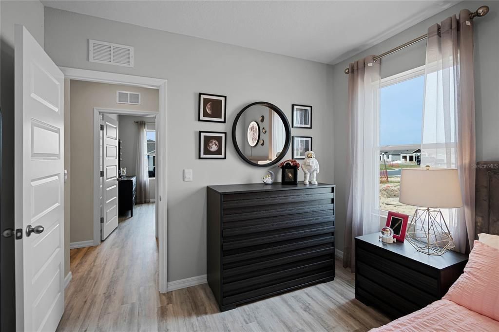 For Sale: $293,990 (4 beds, 2 baths, 1720 Square Feet)