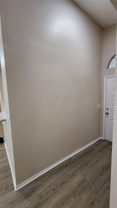 For Rent: $2,000 (3 beds, 2 baths, 1423 Square Feet)