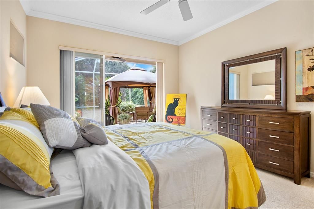 For Sale: $559,000 (4 beds, 2 baths, 2164 Square Feet)