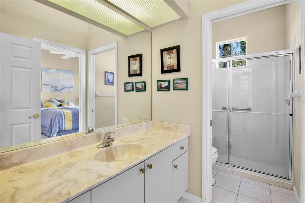 For Sale: $559,000 (4 beds, 2 baths, 2164 Square Feet)