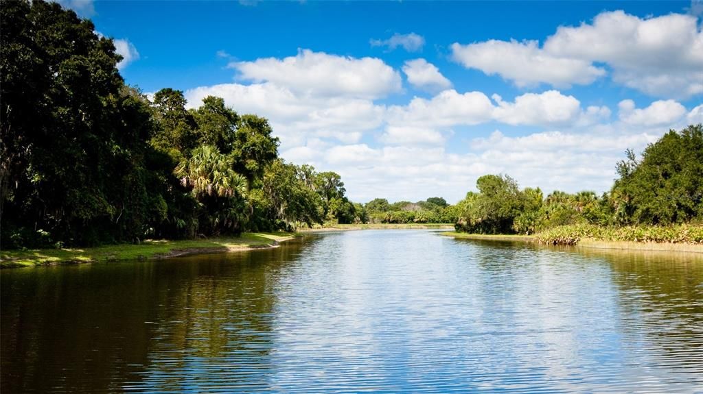 For Sale: $559,000 (4 beds, 2 baths, 2164 Square Feet)