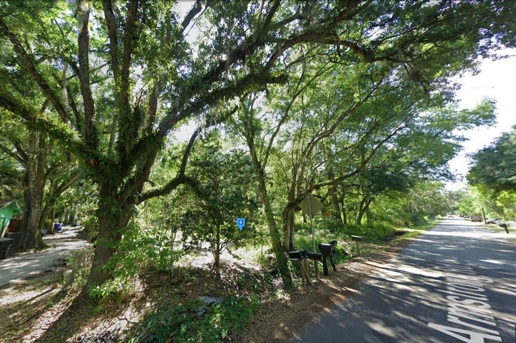 待售: $44,999 (0.23 acres)