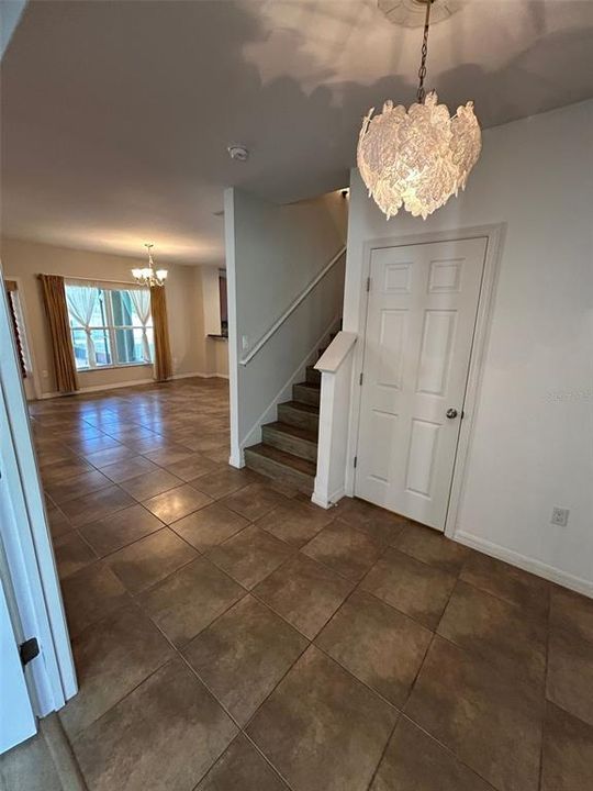 For Sale: $385,000 (4 beds, 2 baths, 2156 Square Feet)