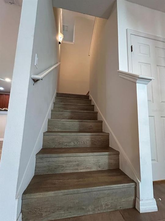 For Sale: $385,000 (4 beds, 2 baths, 2156 Square Feet)