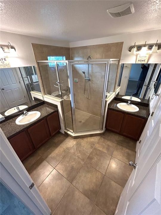 For Sale: $385,000 (4 beds, 2 baths, 2156 Square Feet)